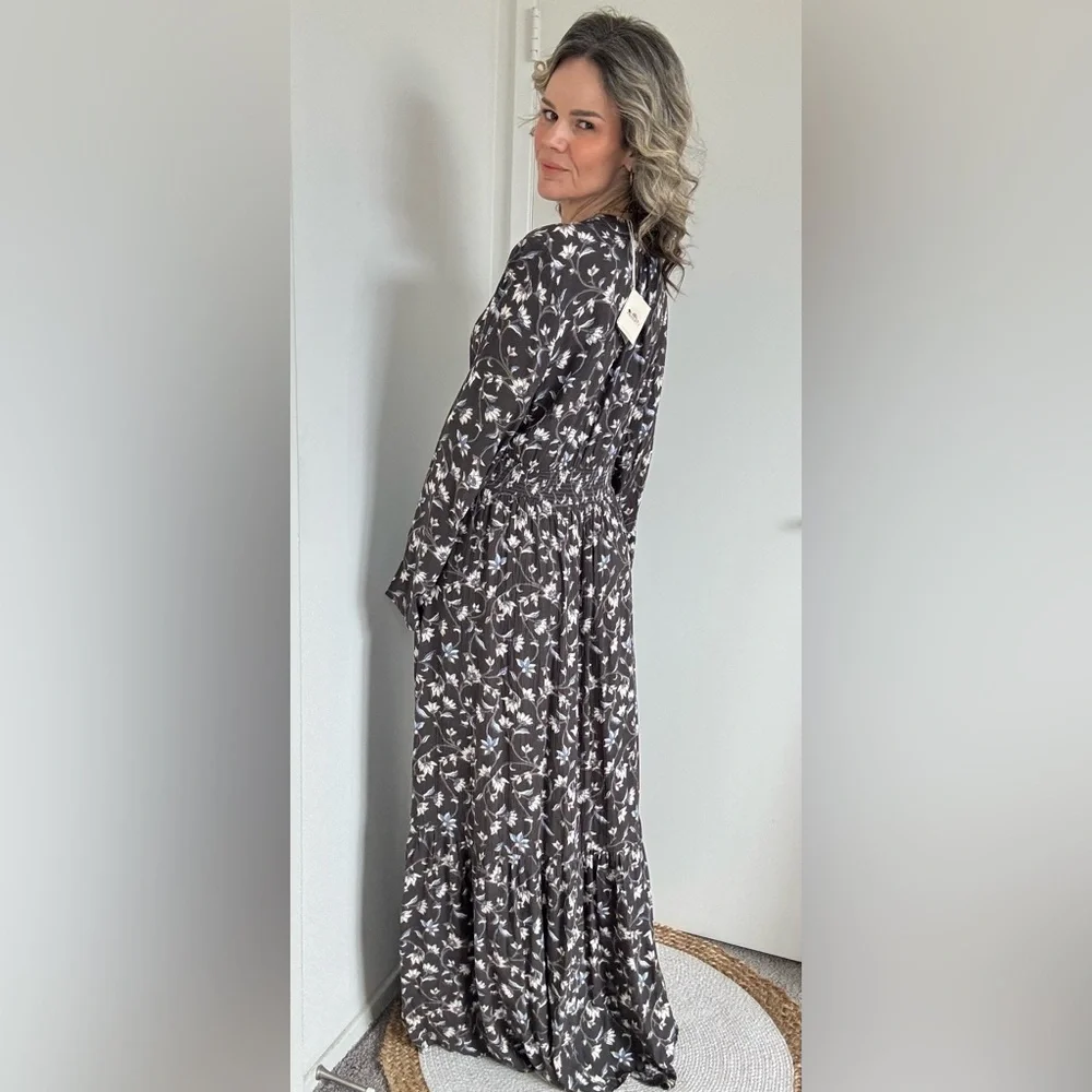 New Faherty Dakota Dress - Picture 8 of 14